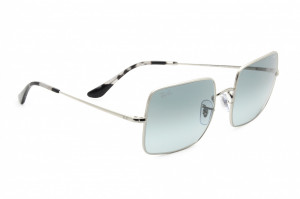 Ray-Ban