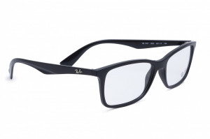 Ray-Ban