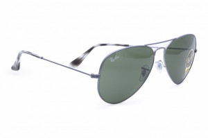 Ray-Ban